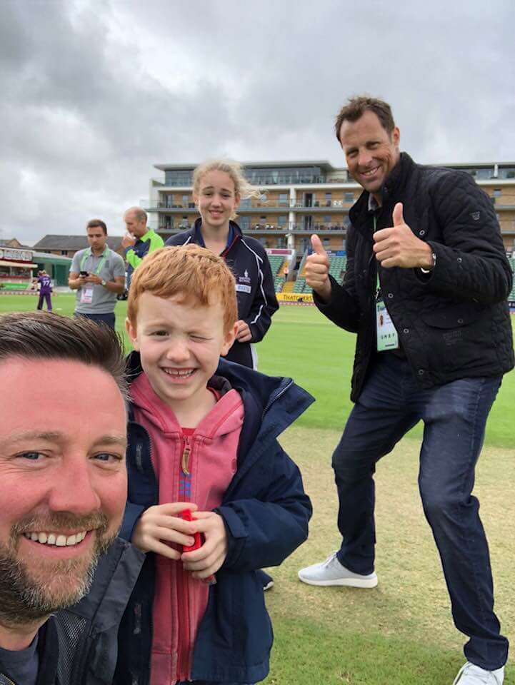 Morse_MD_and_Marcus_Trescothick