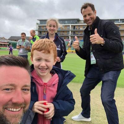 Morse_MD_and_Marcus_Trescothick